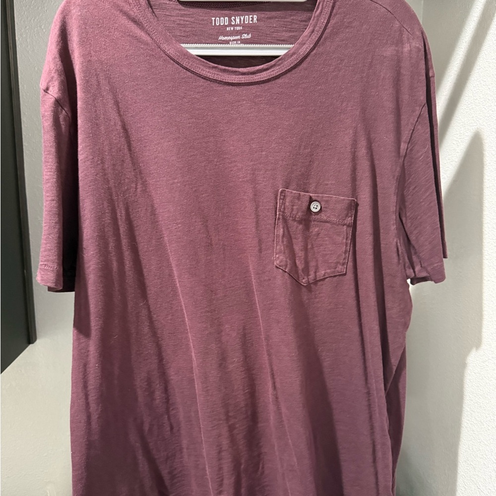 Todd Snyder Men's Plum Short Sleeve Tee